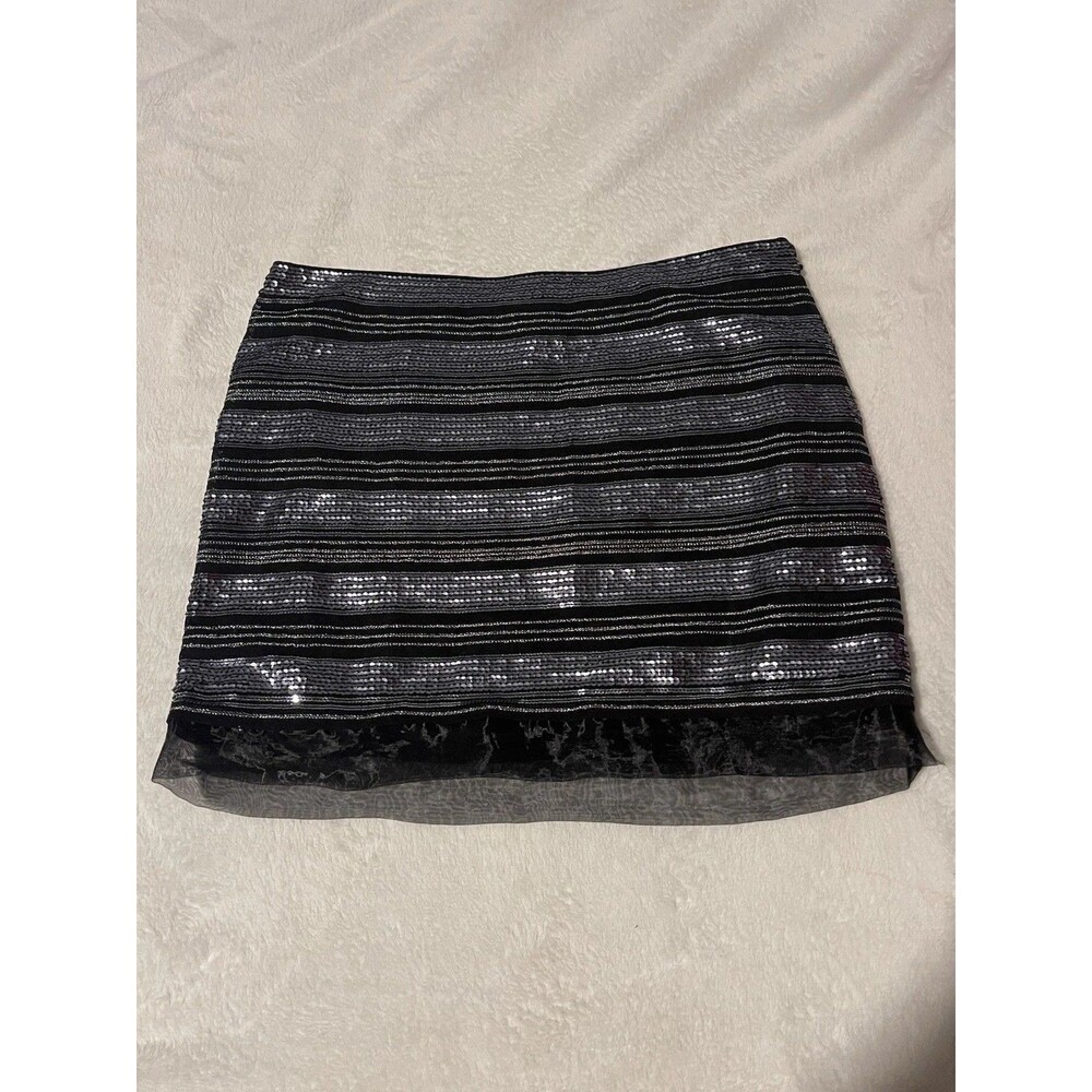 Express Sequin Striped Black & Gray Mini Skirt Women's Size 4  15 Inches Long